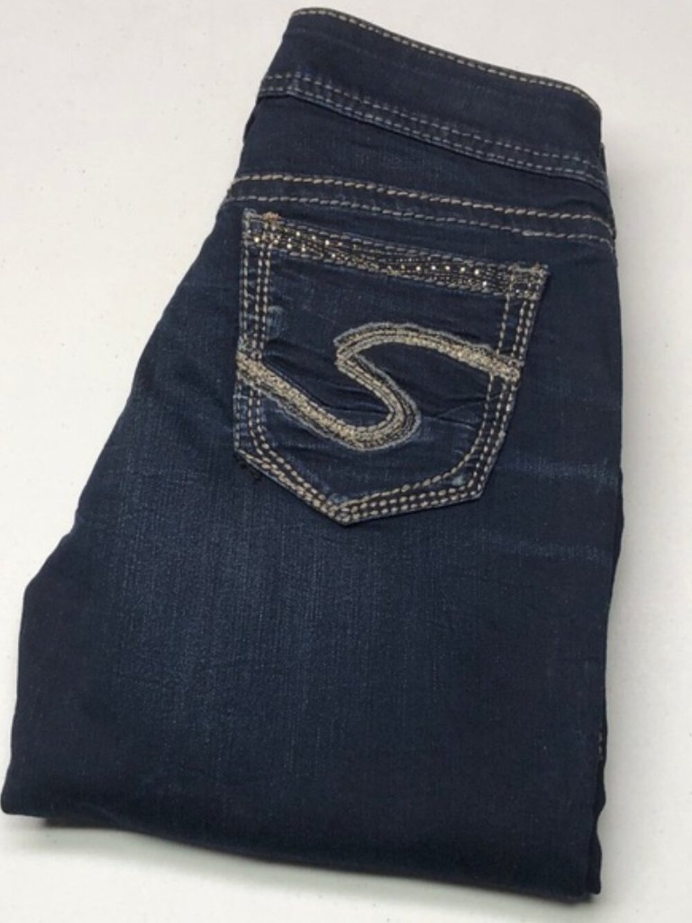 LIKE NEW SILVER SUKI MID STRAIGHT JEANS 26x32 ⭐️